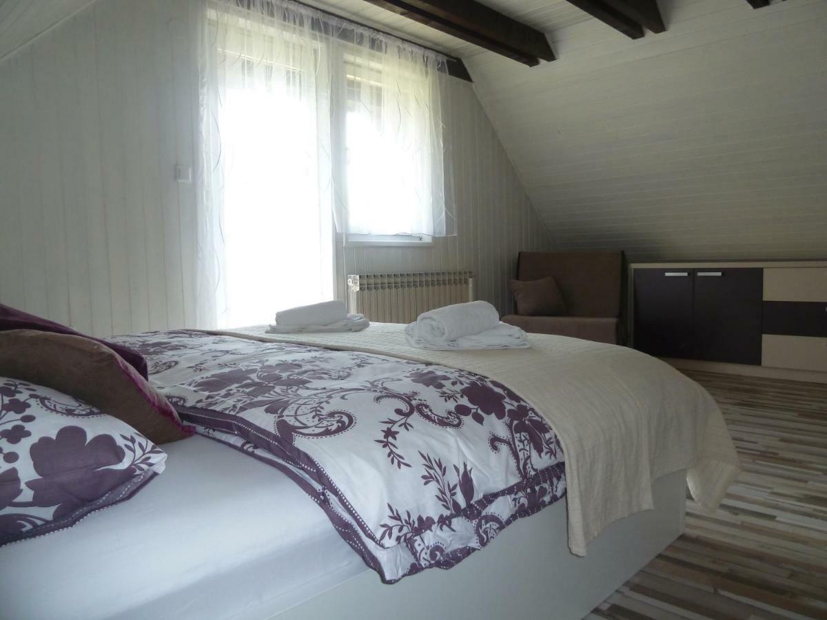Estavela Holiday Home Jezerce Zewnętrze zdjęcie